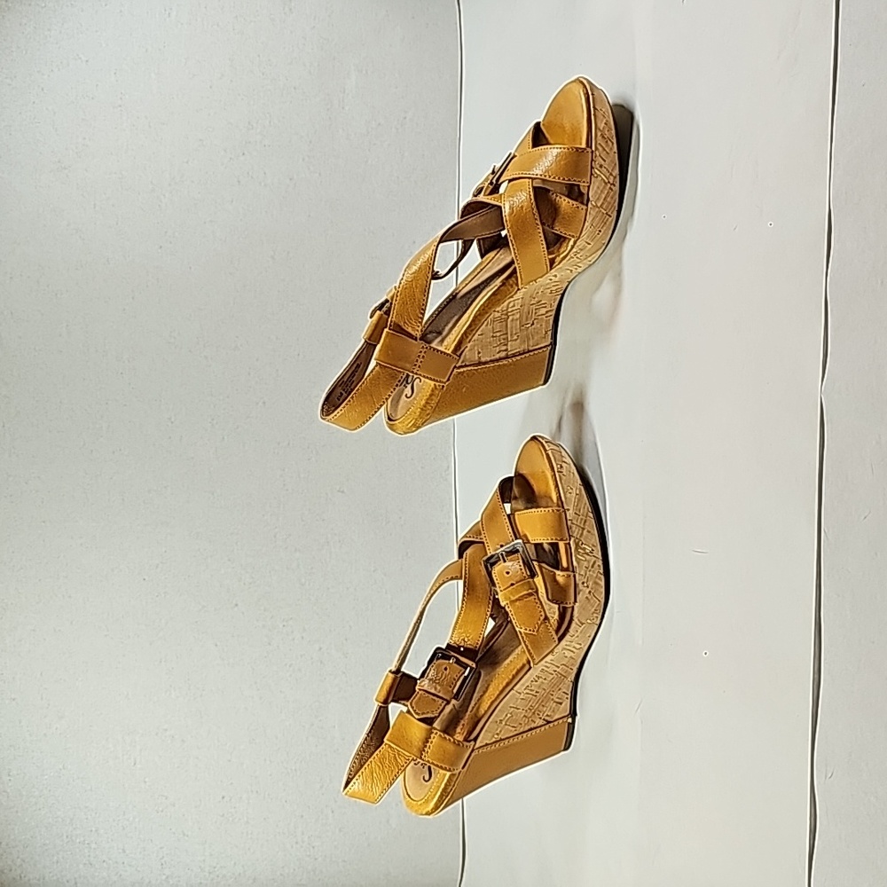 Sofft Tremblay Ochre Yellow Platform Sandals EU 39.5 Sz 8.5
